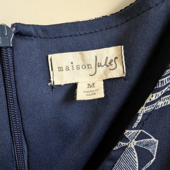 bundle: 3 summer dresses; M, XS, XS - Picture 8 of 16